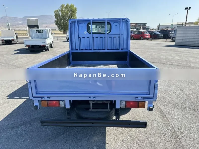 Nissan Truck