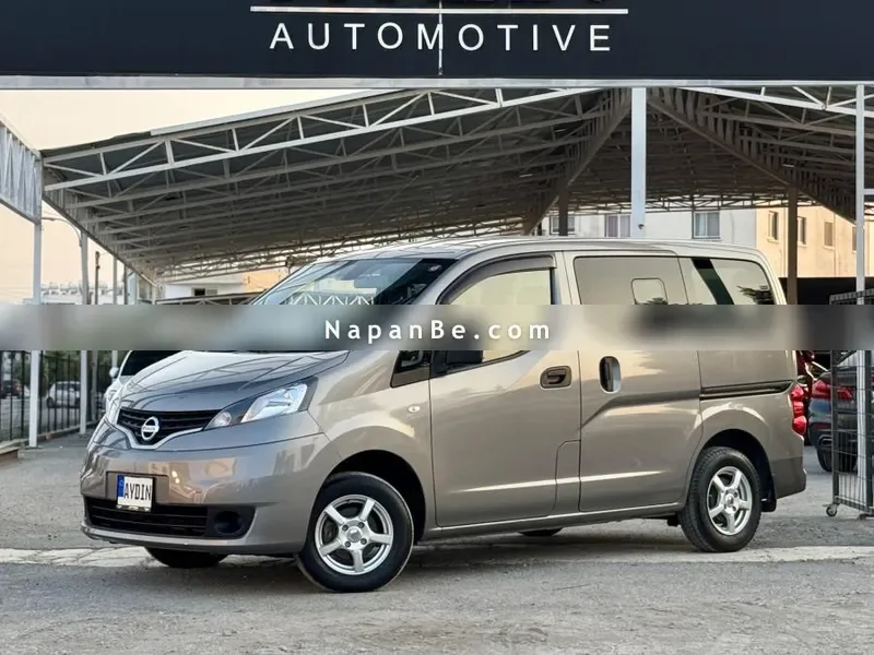 Nissan NV200