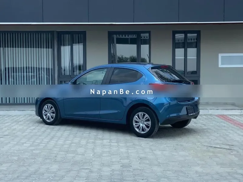 Mazda 2