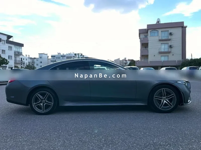 Mercedes-Benz CLS