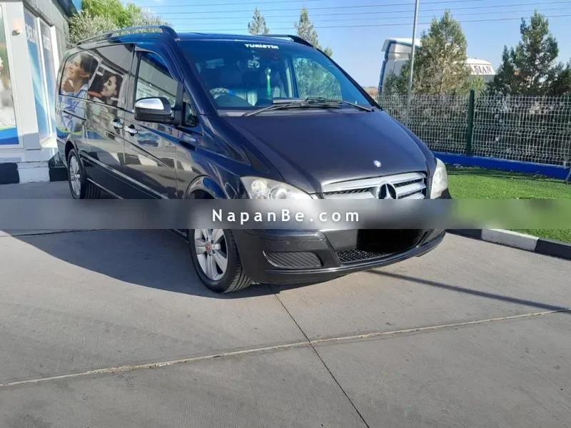 Mercedes-Benz Viano