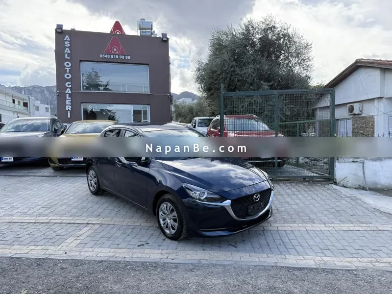 Mazda 2