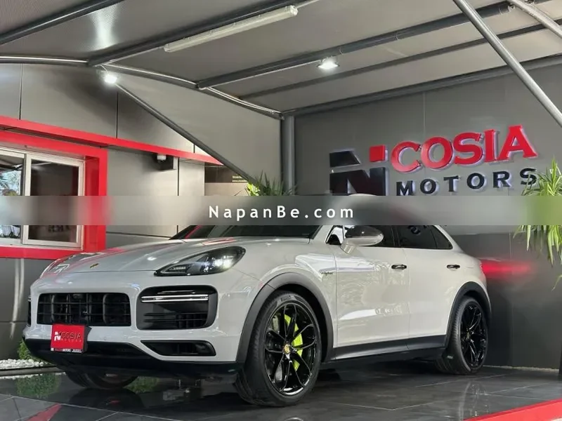 Porsche Cayenne Coupe