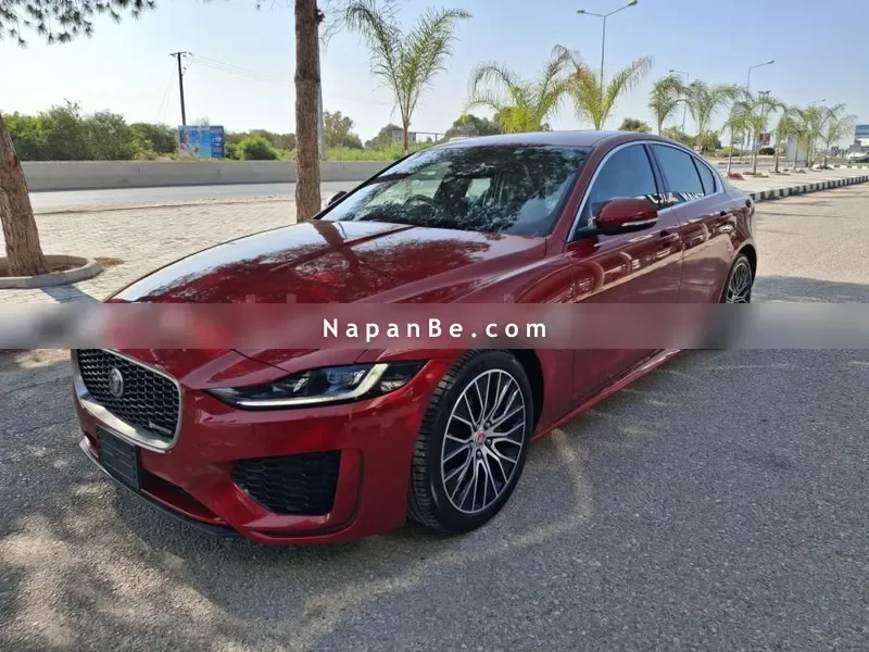 Jaguar XE