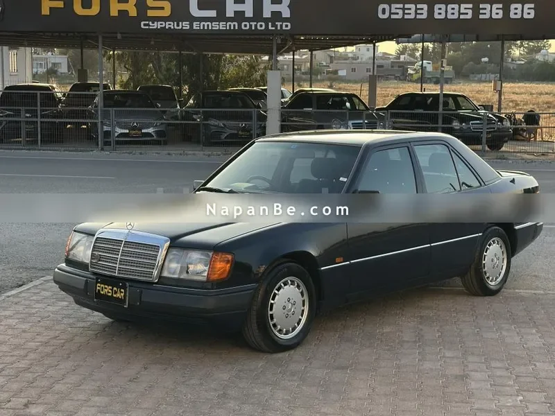 Mercedes-Benz 260