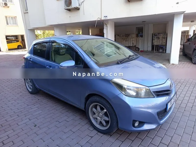 2012 Toyota Vitz