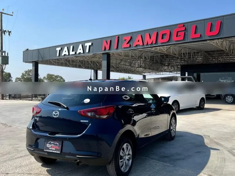 Mazda 2
