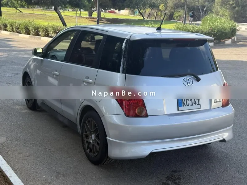 Toyota Ist