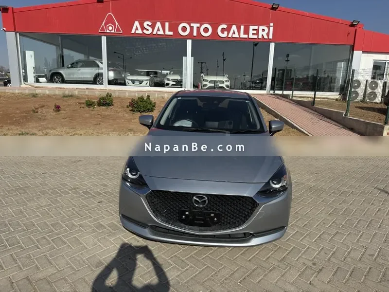 Mazda 2
