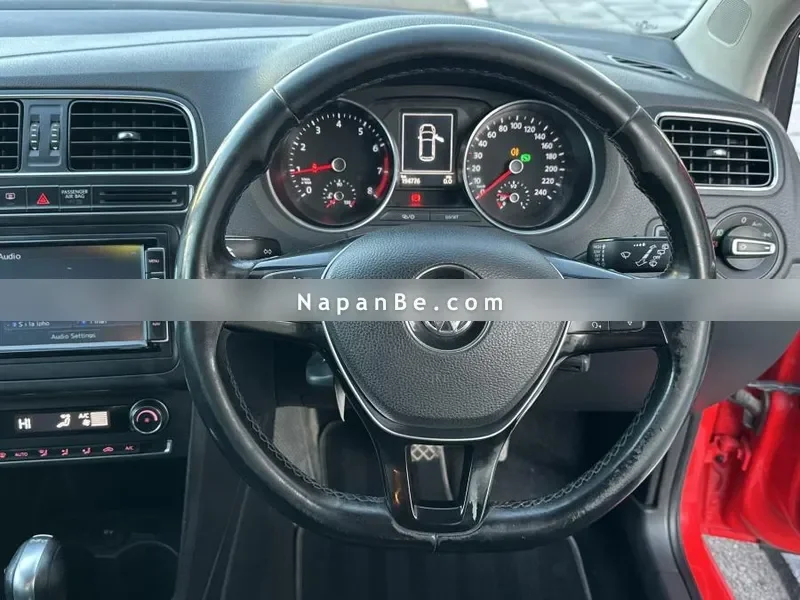 2017 Volkswagen Polo