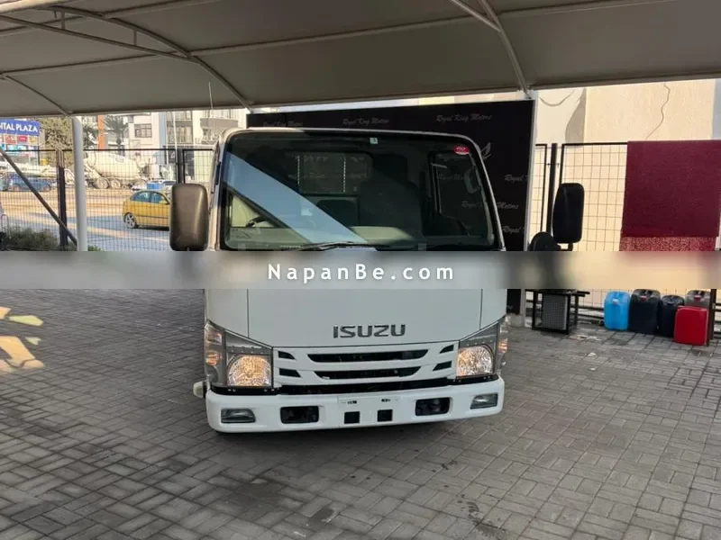 Isuzu Elf