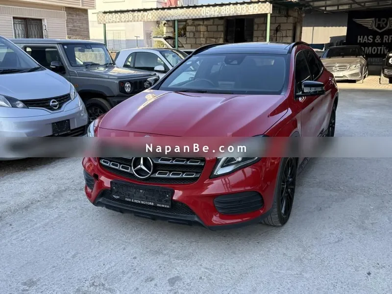 Mercedes-Benz GLA