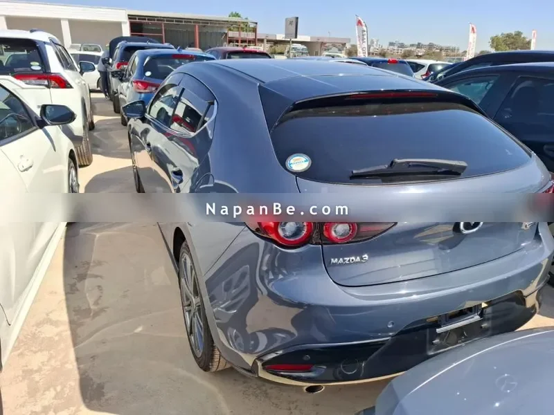 Mazda 3