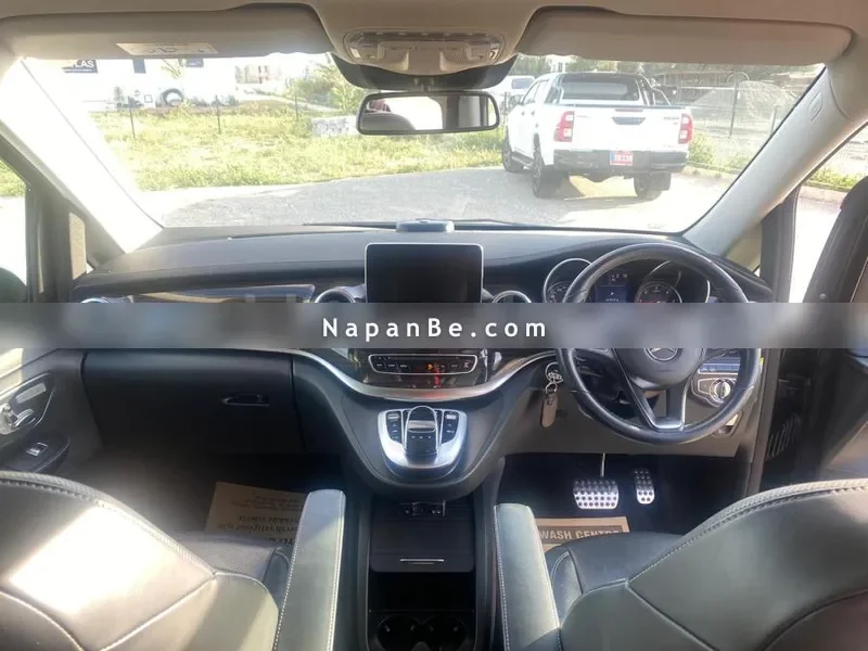 Mercedes-Benz V-Class