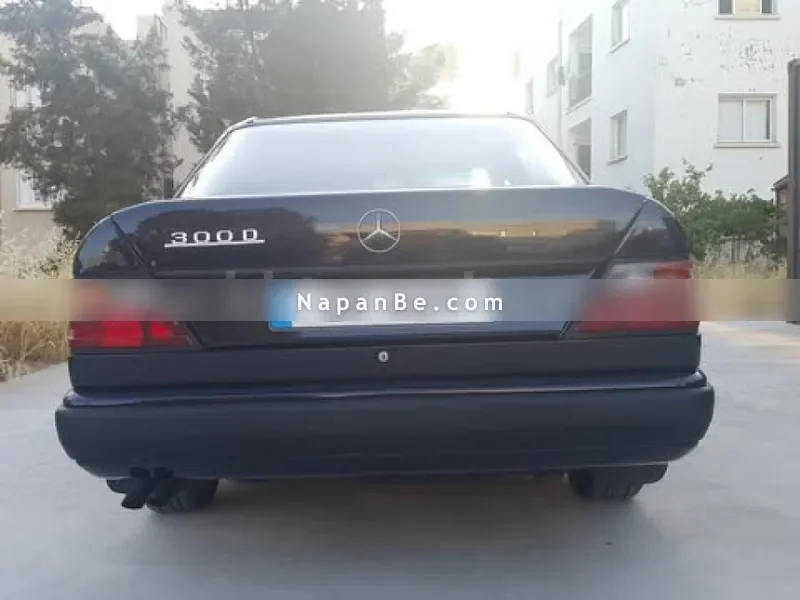 Mercedes-Benz 300 D