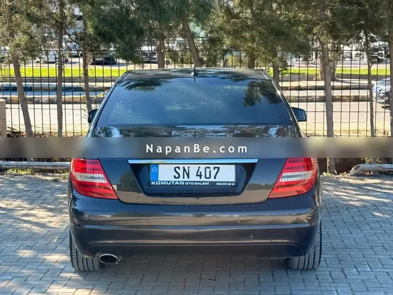 Mercedes-Benz C-Class