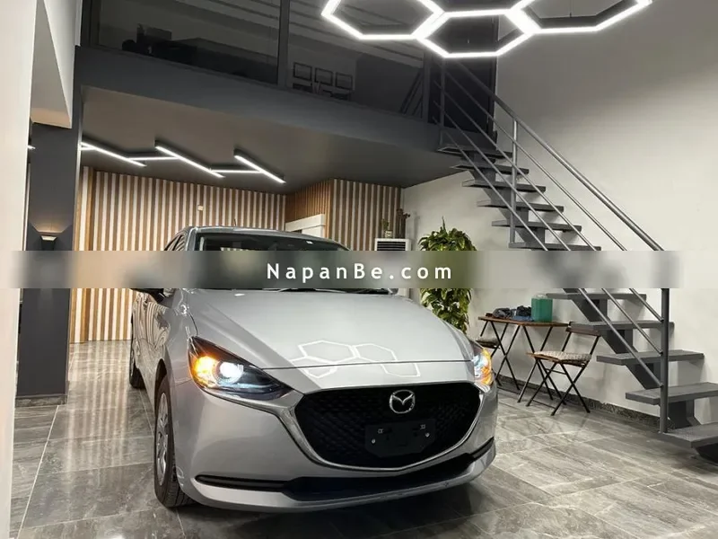 Mazda 2